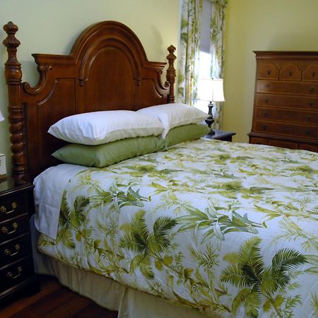 R&B Award Winning B&B - Adult Only Новый Орлеан Экстерьер фото